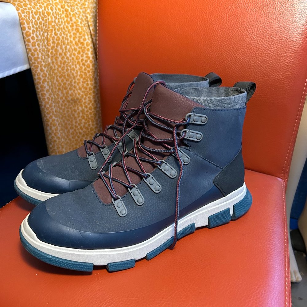 SWIMS All Season Boots Stylish Sz 11